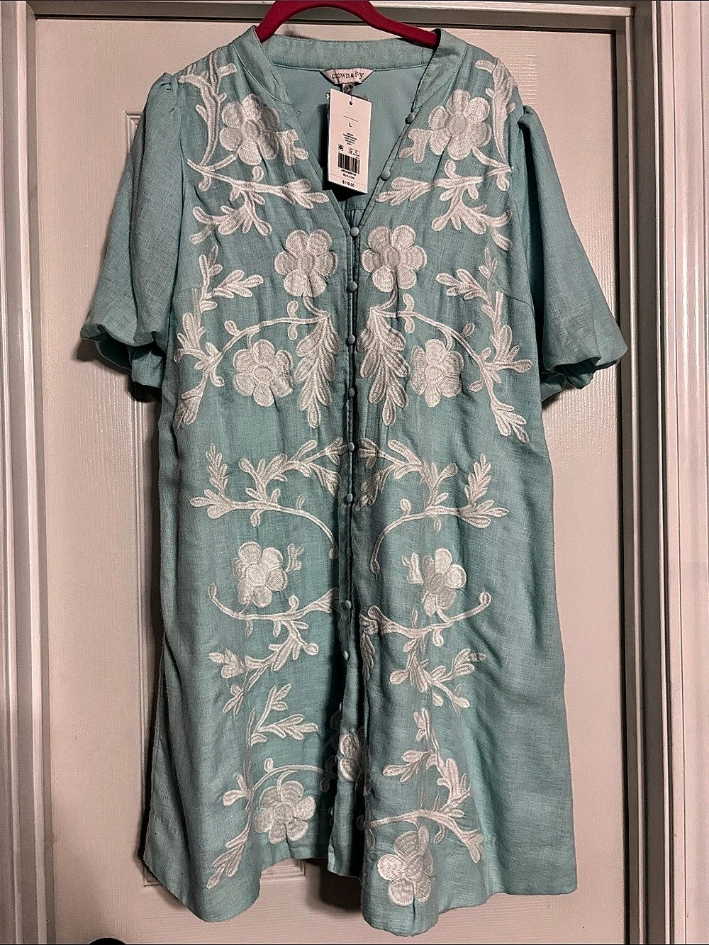 Crown & Ivy Floral Embroidered Dress Mini Dress in Blue &